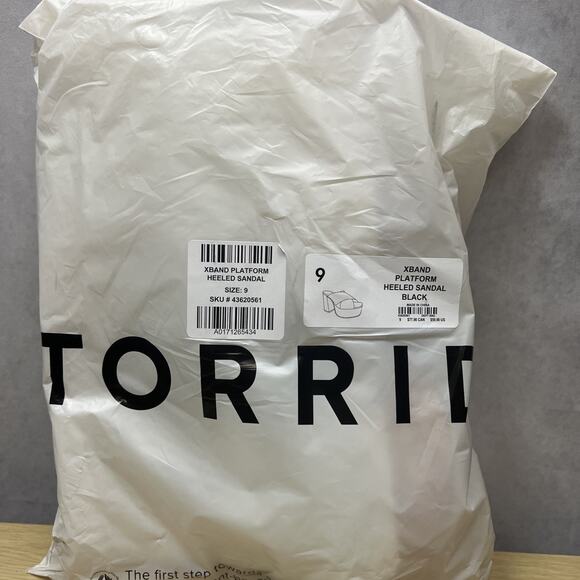 Torrid X-Band Platform chunky Heeled Sandal Size 9WW NWT - Picture 12 of 12